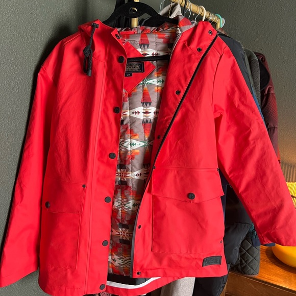 Small Pendleton rain coat quilted inside *sample - Picture 7 of 7